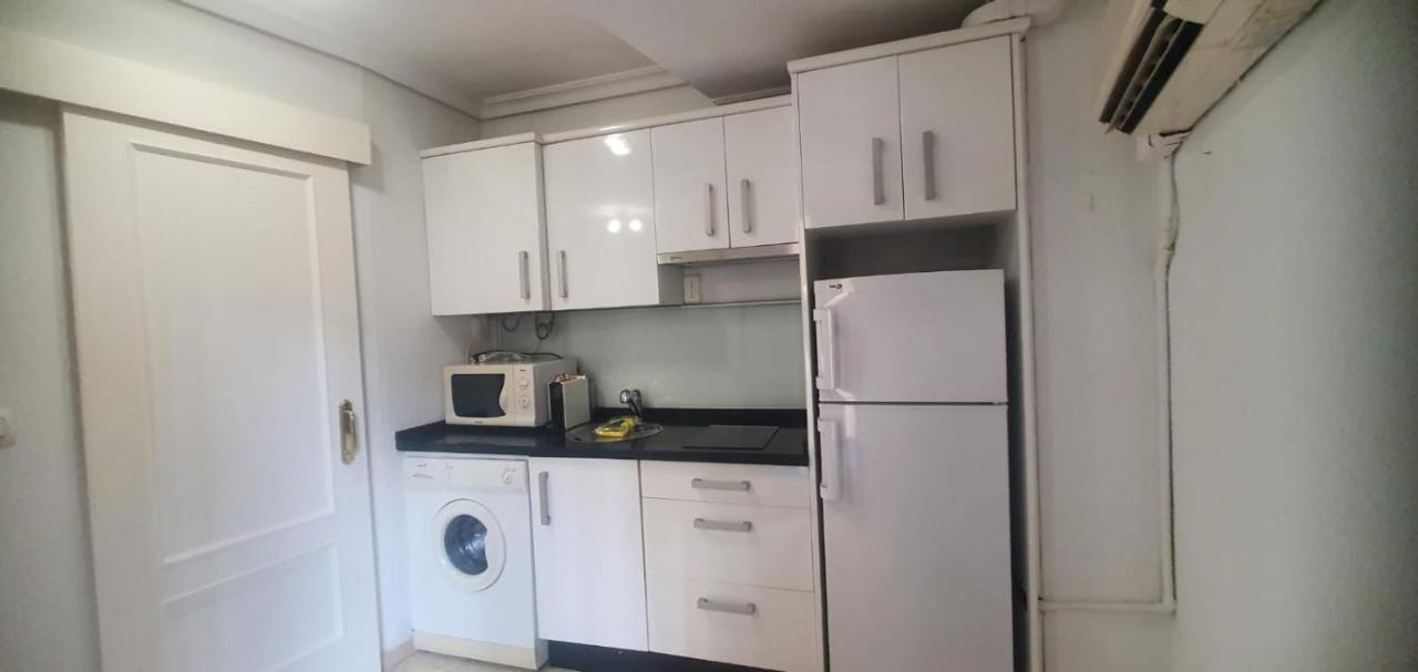 Estudio Sevilla Centro Экстерьер фото