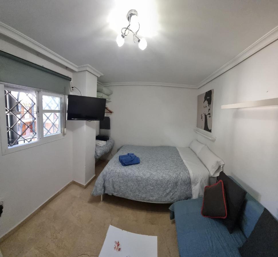 Estudio Sevilla Centro Экстерьер фото
