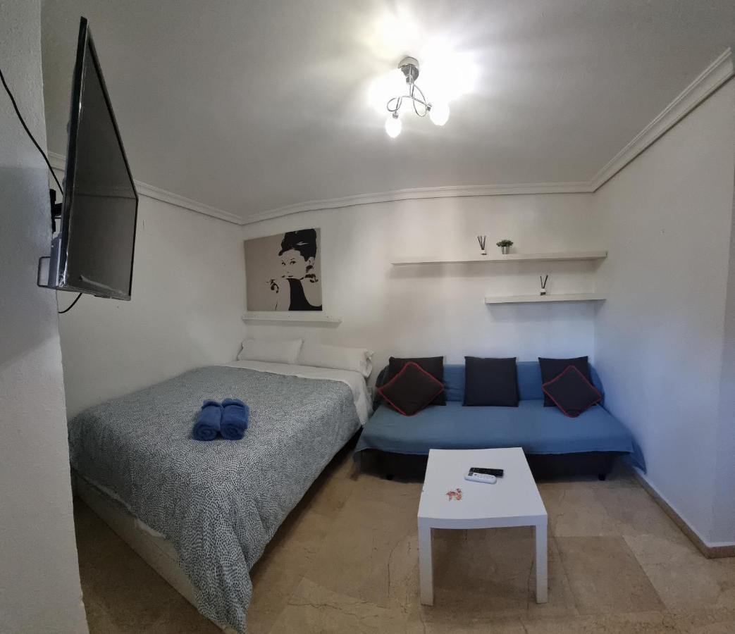 Estudio Sevilla Centro Экстерьер фото